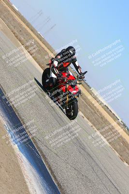 media/Mar-07-2022-Fun Track Dayz (Mon) [[9cc4a7dca7]]/Novice Group/145pm (Grapevine)/